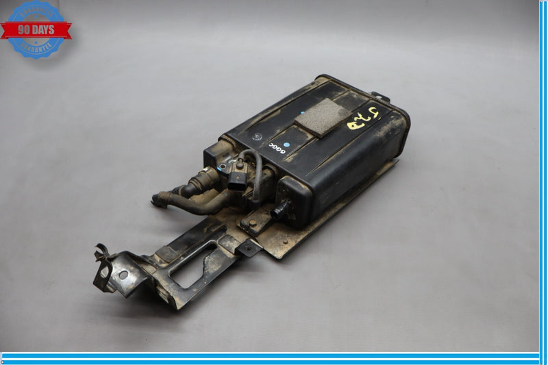Load image into Gallery viewer, 11-16 Hyundai Equus Sig Fuel Gas Charcol Vapor Evaporator Canister System Oem
