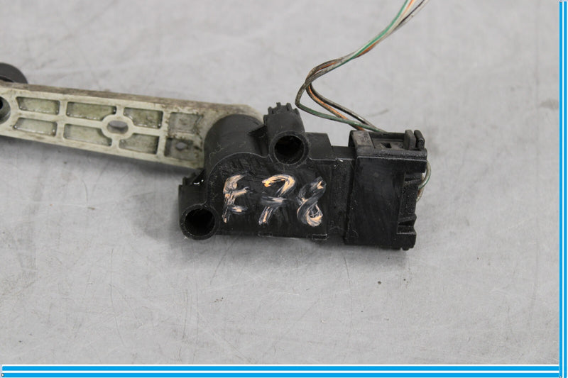 Load image into Gallery viewer, 10-13 Land Rover Range Rover Sport Front Left Or Right Height Level Sensor Oem
