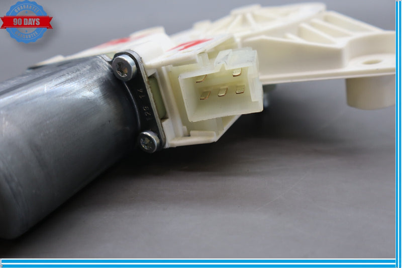 Load image into Gallery viewer, 12-19 Mercedes X166 GL450 GLS550 Front Right Side Door Window Regulator Oem
