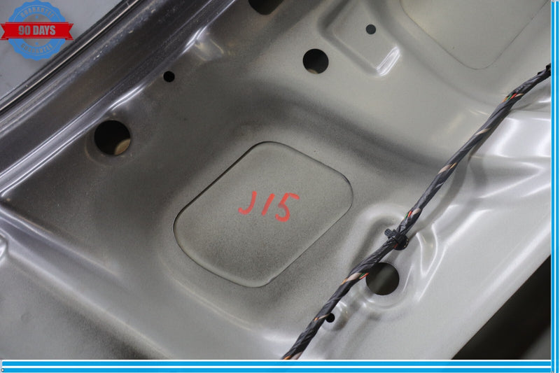 Load image into Gallery viewer, 15-16 Hyundai Genesis Rear Trunk Lid Panel Assembly White 69200-B1020 Oem
