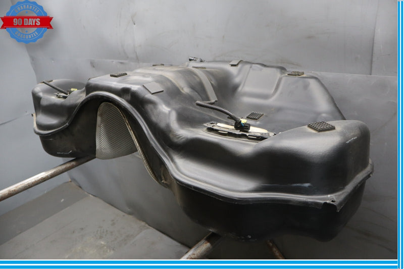 Load image into Gallery viewer, 14-20 Maserati Ghibli Fuel Gas Tank Reservoir Pump Assembly Oem
