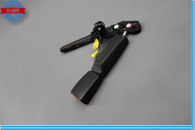 Load image into Gallery viewer, 07-14 Mercedes CL550 CL600 W216 Front Left Driver Side Seat Belt Buckle Oem
