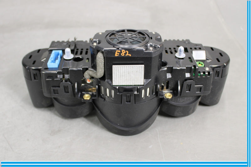 Load image into Gallery viewer, 11-12 Porsche Cayenne Instrument Cluster Speedometer Gauge Oem
