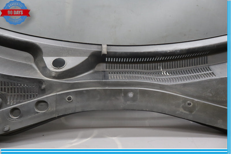 Load image into Gallery viewer, 14-21 Maserati Ghibli Front Windshield Wiper Washer Cowl Cover Vent Panel Oem
