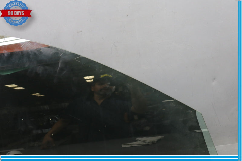 Load image into Gallery viewer, 14-22 Maserati Ghibli M156 S Q4 Front Right Side Door Window Auto Glass Oem
