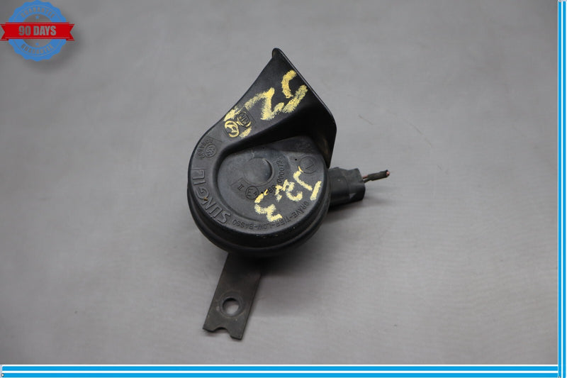 Load image into Gallery viewer, 11-16 Hyundai Equus Sig High Pitch Tone Horn Black 96610-3N000 Oem
