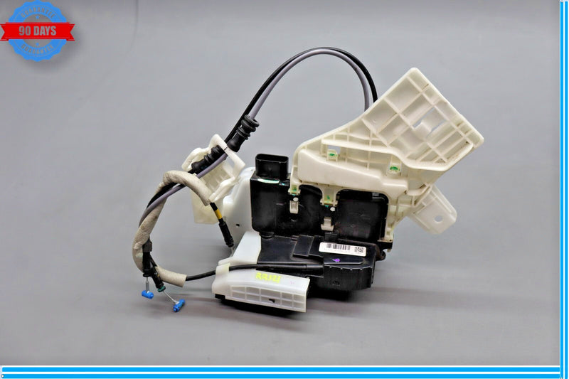 Load image into Gallery viewer, 15-20 Hyundai Genesis G80 Rear Right Passenger Side Door Lock Latch Actuator Oem
