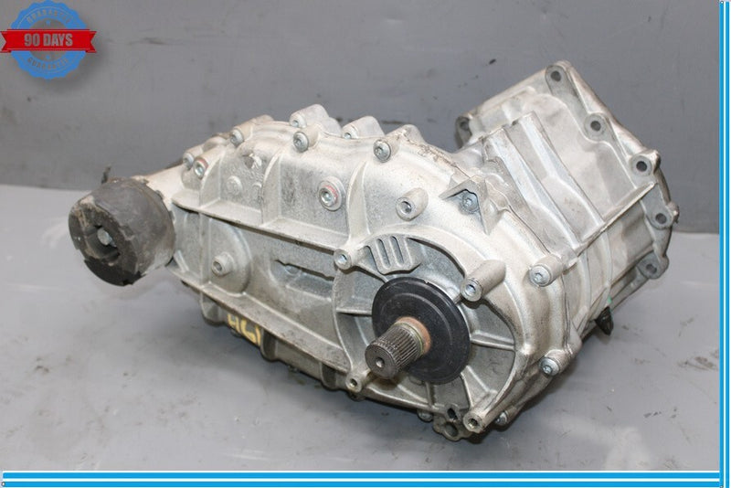 Load image into Gallery viewer, 11-15 Volkswagen VW Hybrid Touareg Transfer Case Self Locking Differential Oem
