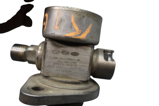09-13 Hyundai Equus Genesis High Pressure Fuel Pump 353203C210 Oem