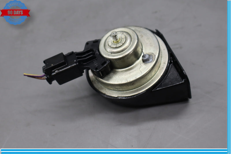 Load image into Gallery viewer, 16-22 BMW X1 F48 Right Side Low Note Tone Horn Signal Oem
