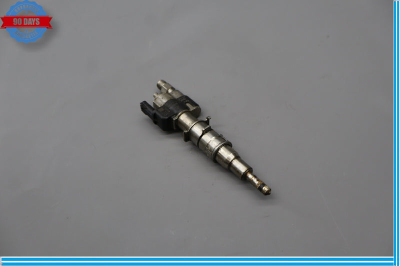 Load image into Gallery viewer, 07-17 BMW 750Li 750Li xDrive Engine Motor Fuel Injection Injector 7585261 Oem
