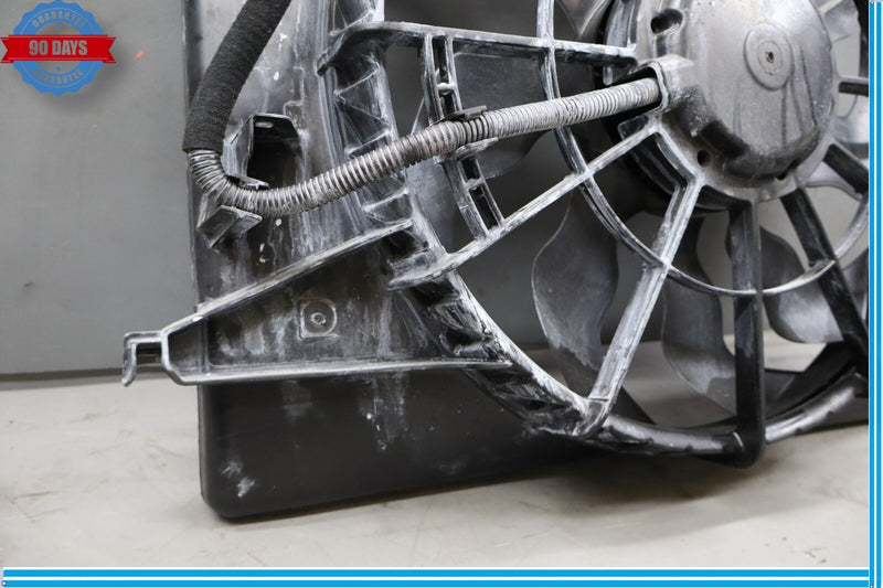 Load image into Gallery viewer, 09-16 Hyundai Equus SIG Engine Radiator HVAC Cooling Fan Blower Assembly Oem
