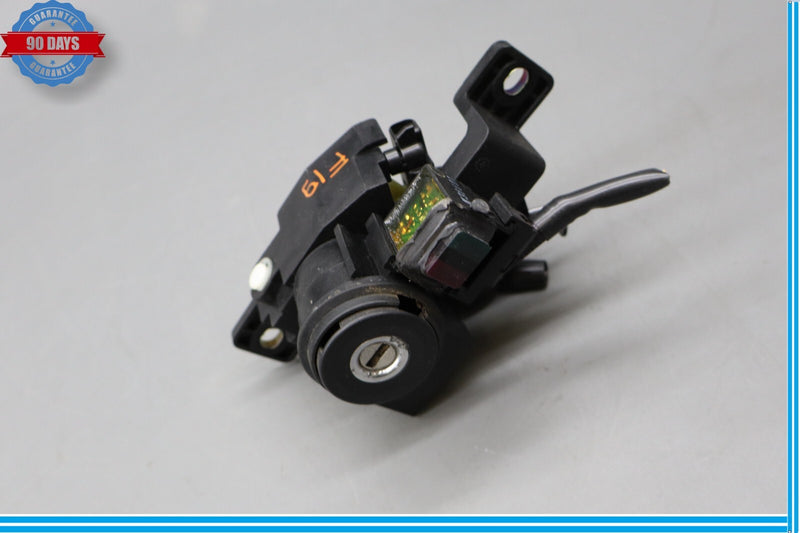 Load image into Gallery viewer, 90-02 Mercedes SL320 SL500 R129 Rear Trunk Lid Lock Latch Actuator Oem
