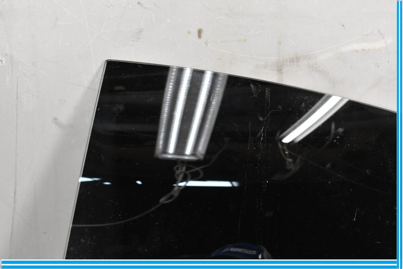 Load image into Gallery viewer, 12-18 Mercedes CLS550 Rear Left Driver Side Door Window Glass Panel Oem
