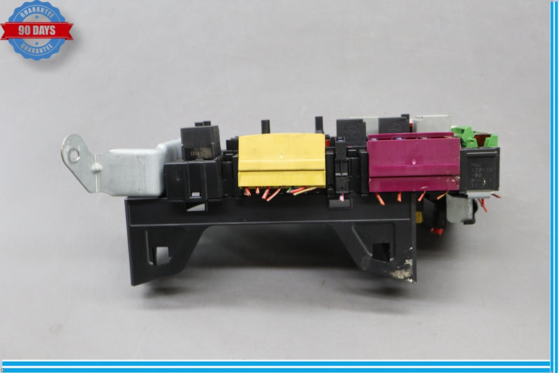 Load image into Gallery viewer, 10-18 Mercedes W218 CLS550 E350 E400 Rear SAM Fuse Box Relay Control Oem
