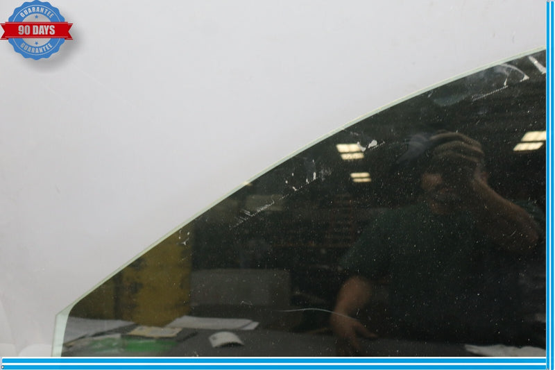 Load image into Gallery viewer, 15-16 Hyundai Genesis Front Left Driver Side Door Window Auto Glass Oem
