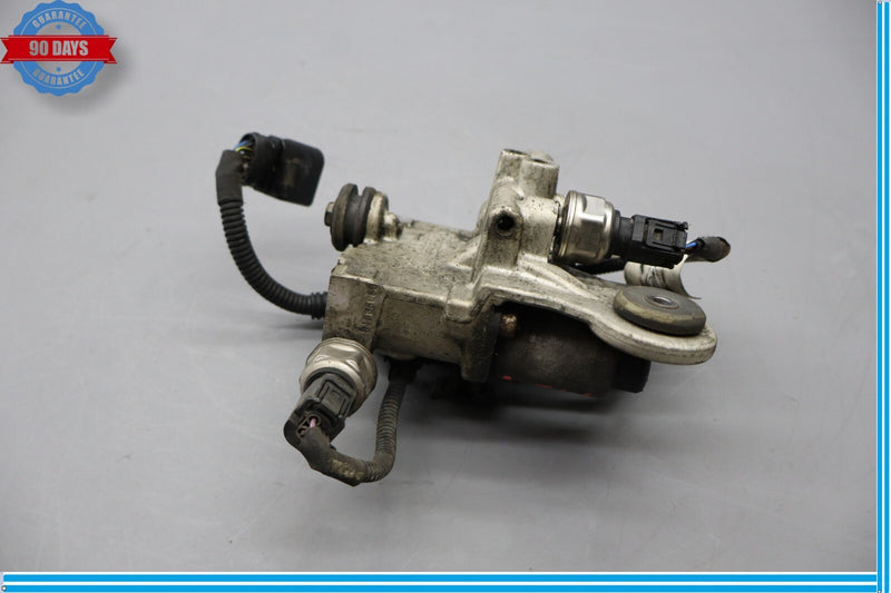 Load image into Gallery viewer, 10-16 Porsche Panamera Turbo Rear Stabilizer Sway Bar Control Block Oem
