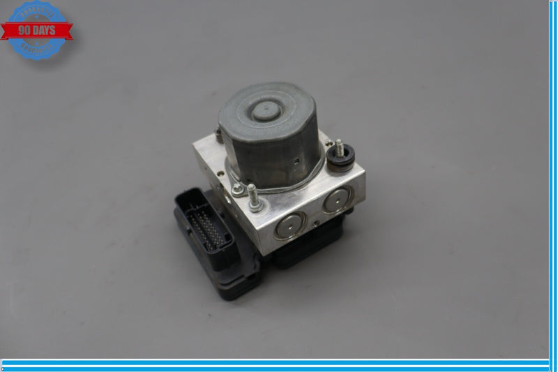Load image into Gallery viewer, 14-16 Maserati Ghibli M157 Quattroporte ABS Anti Lock Brake Pump Module Oem
