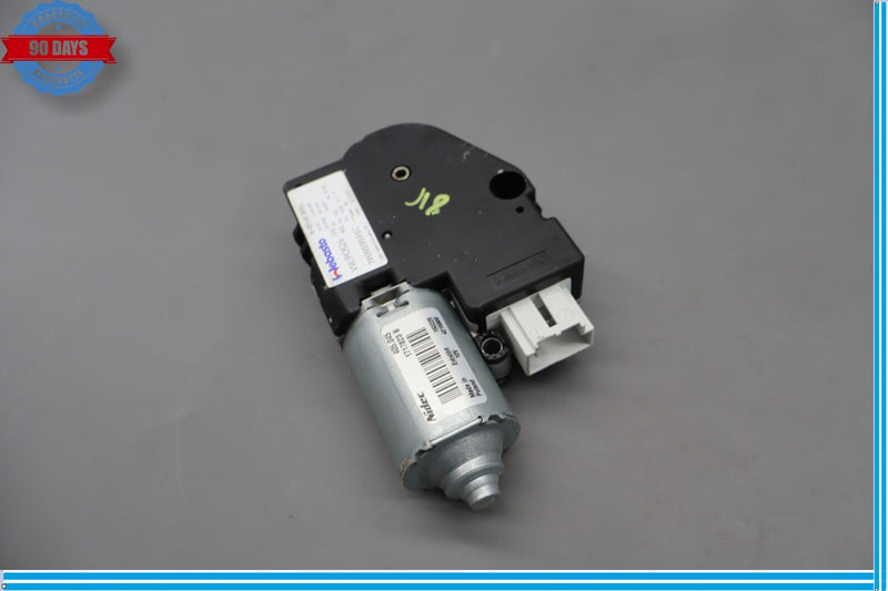 Load image into Gallery viewer, 11-18 Porsche Cayenne Rear Roof Sun Shade Screen Roller Blind Motor Oem
