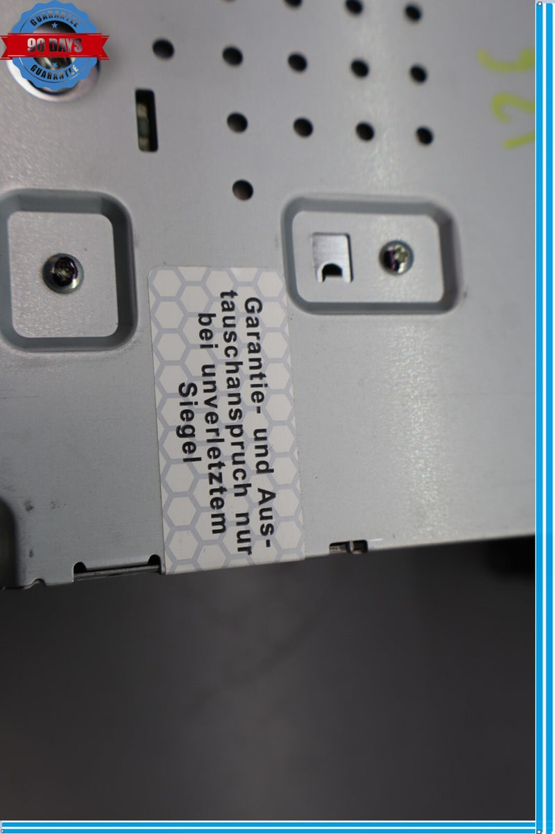 Load image into Gallery viewer, 08-11 Mercedes W204 C300 C250 Navigation Command Head Unit CD Audio Oem
