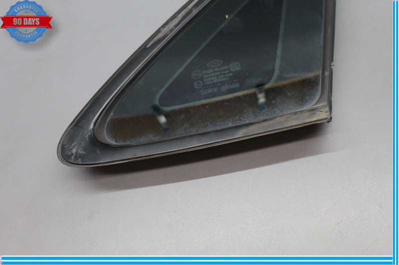 Load image into Gallery viewer, 11-16 Hyundai Equus Signature Right Passenger Side Quarter Window Glass Oem
