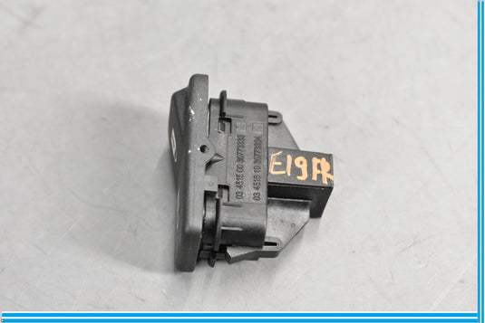 04-11 Volvo C70 Front Right Passenger Side Door Lock Control Switch Button Oem