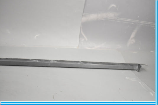 Porsche Cayenne S Front Right Door Sill Molding Cover Panel Trim 11 - 17