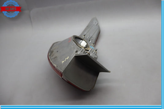 15-17 Hyundai Genesis G80 Rear Right Side Outer Tail Light Lamp Assembly Oem