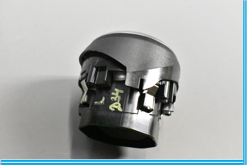 Load image into Gallery viewer, 2014-2018 MERCEDES CLA250 W117 FRONT DASH DASHBOARD AC VENT OEM
