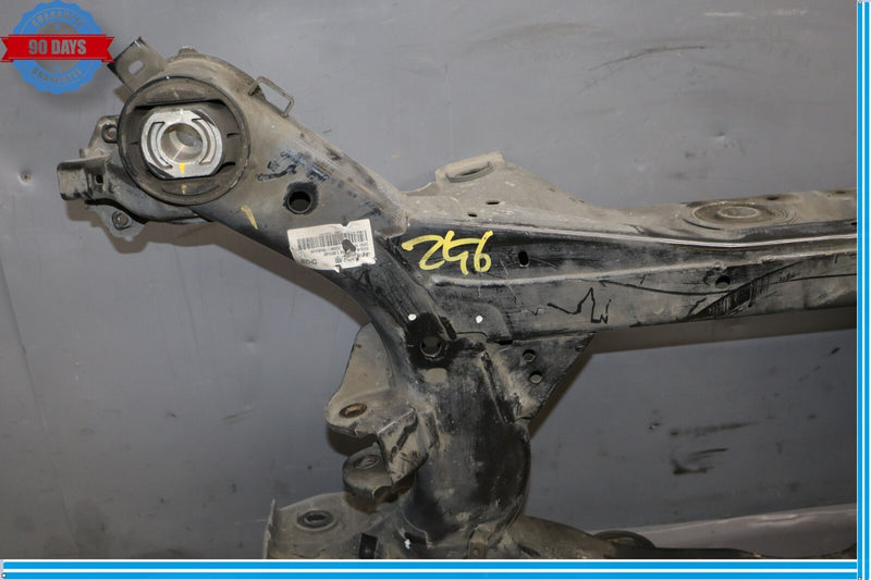 Load image into Gallery viewer, 15-17 Hyundai Genesis Rear Suspension Subframe Crossmember Cradle Oem
