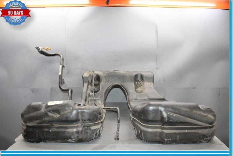 Load image into Gallery viewer, 10-15 Porsche Panamera 970 21.1G 80 Liter Fuel Gas Tank Housing Filler Neck Oem
