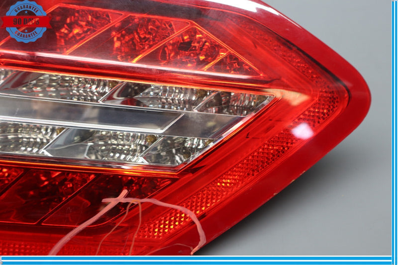Load image into Gallery viewer, 10-13 Mercedes W212 E350 Sedan Right Passenger Side LED Tail Light Lamp Oem
