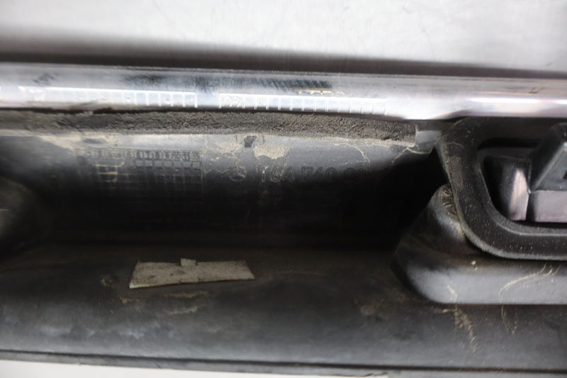 Load image into Gallery viewer, 07-12 Mercedes GL450 GL550 Rear Trunk Lid Tailgate Hatch Handle 1647400993 Oem
