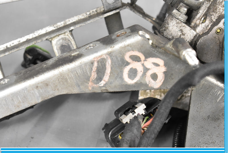 Load image into Gallery viewer, 03-07 Maserati Quattroporte Automatic Transmission Accumulator Assembly Oem
