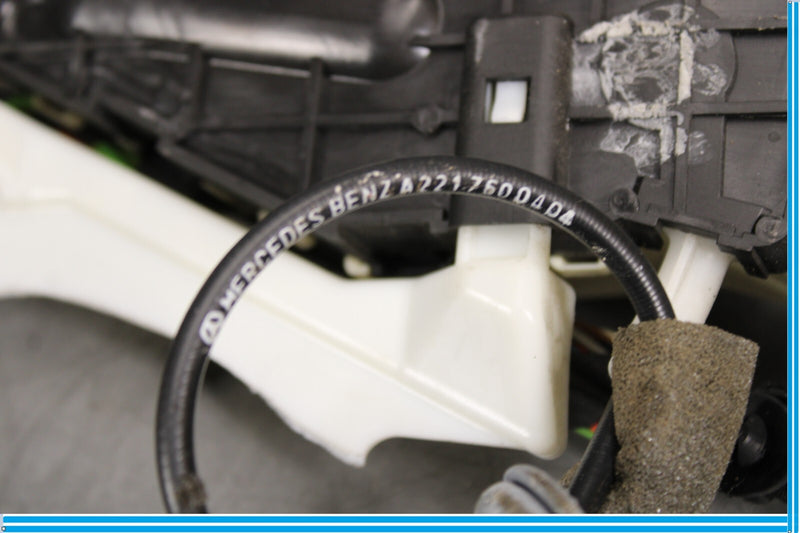 Load image into Gallery viewer, 07-14 Mercedes W221 S400 CL550 Front Left Side Door Lock Latch Actuator Oem
