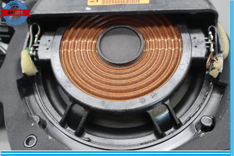 Load image into Gallery viewer, 10-13 Mercedes W221 S550 S400 Front Right Passenger Side Door Speaker Oem
