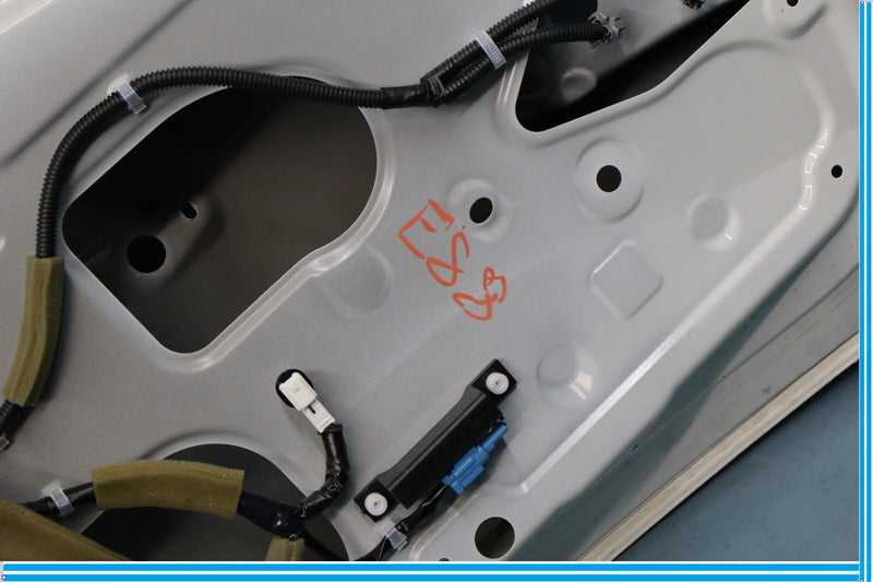 Load image into Gallery viewer, 11-13 Infiniti QX56 Rear Liftgate Tailgate trunk Lid Latch Oem
