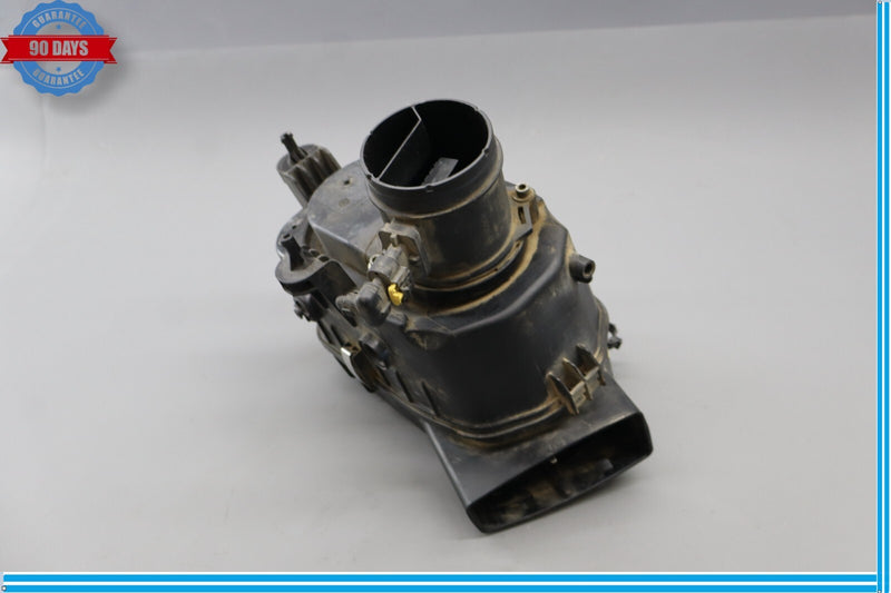 Load image into Gallery viewer, 14-21 Maserati Ghibli Left Side Engine Air Cleaner Housing Filter Box Oem
