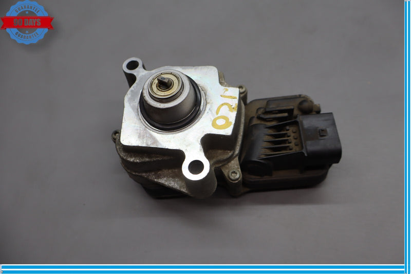 Load image into Gallery viewer, 11-13 BMW 528i 535i 550i xDrive Automatic Transfer Case Box Actuator Module Oem
