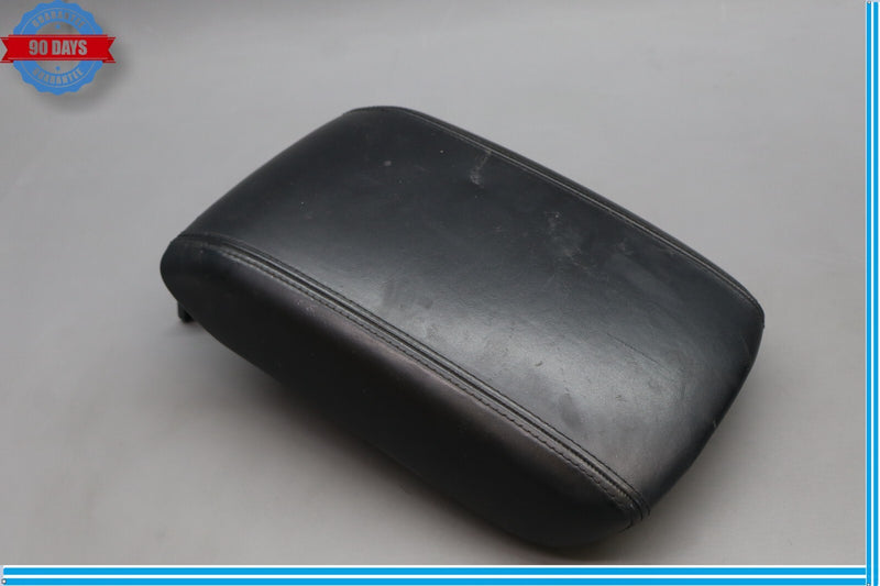 Load image into Gallery viewer, 11-13 Hyundai Equus Front Center Console Arm Rest Armrest Storage Black Oem
