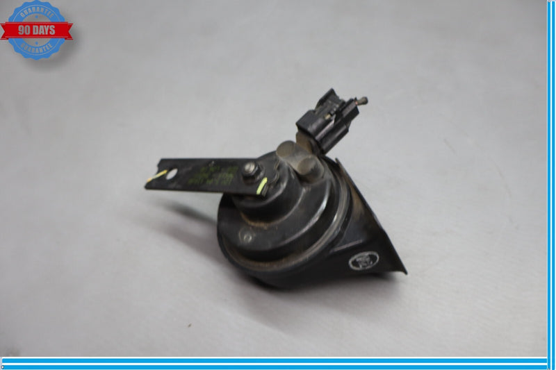 Load image into Gallery viewer, 11-16 Hyundai Equus Sig High Pitch Tone Horn Black 96610-3N000 Oem
