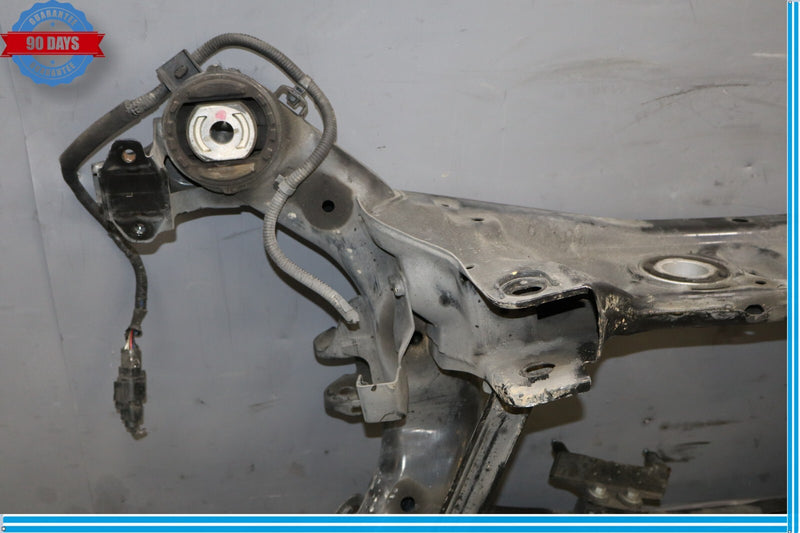 Load image into Gallery viewer, 15-17 Hyundai Genesis Rear Suspension Subframe Crossmember Cradle Oem
