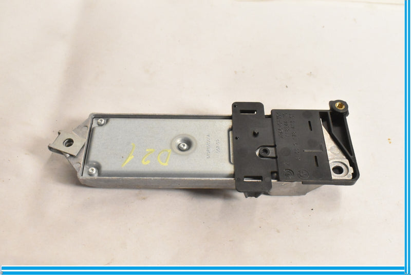 Load image into Gallery viewer, 09-12 BMW 750i 750Li F01 Front Left Seat Belt Retractor Control Module Oem
