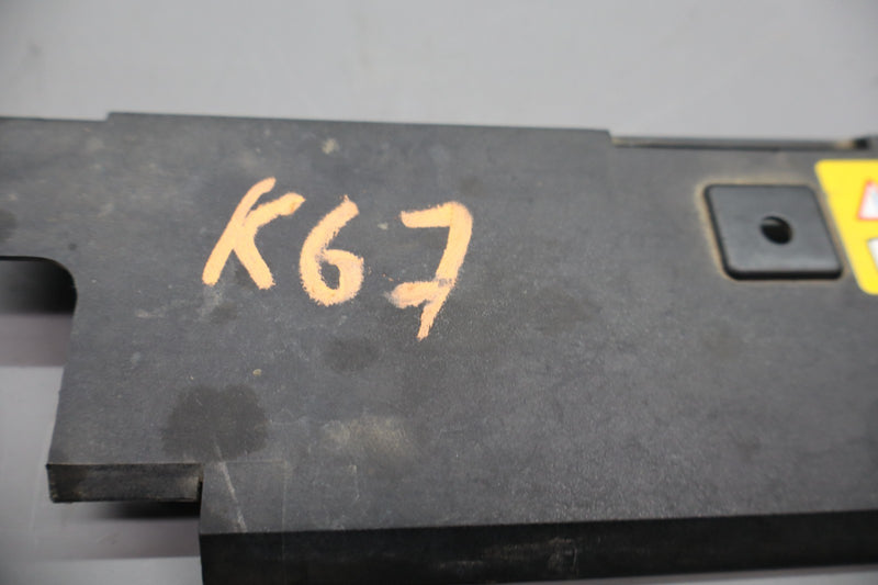 Load image into Gallery viewer, 14-21 BMW i3 REX I01 Radiator Core Support Upper Seal 7623684 Oem
