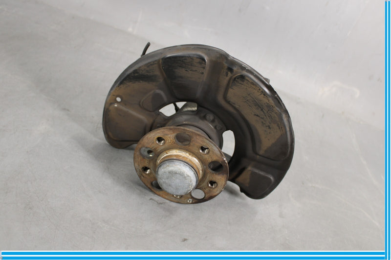 Load image into Gallery viewer, 08-17 Mercedes E350 E550 Rear Right Passenger Side Spindle Knuckle Hub Oem
