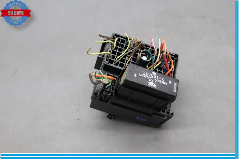 Load image into Gallery viewer, 03-07 HUMMER H2 Turn Signal Lamp Fuse Box Relay Junction Block  W/ Bracket Oem
