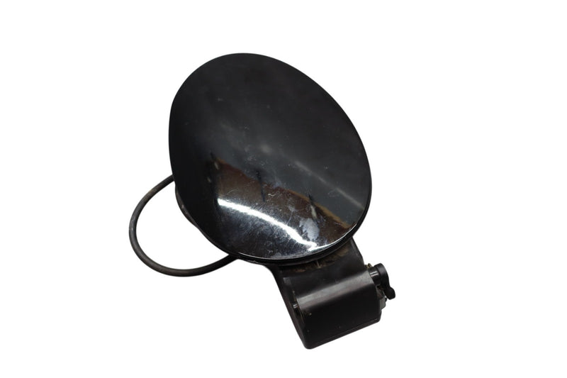 Load image into Gallery viewer, 14-22 Maserati Ghibli Quattroporte Fuel Gas Filler Tank Lid Door Flap Cover Oem
