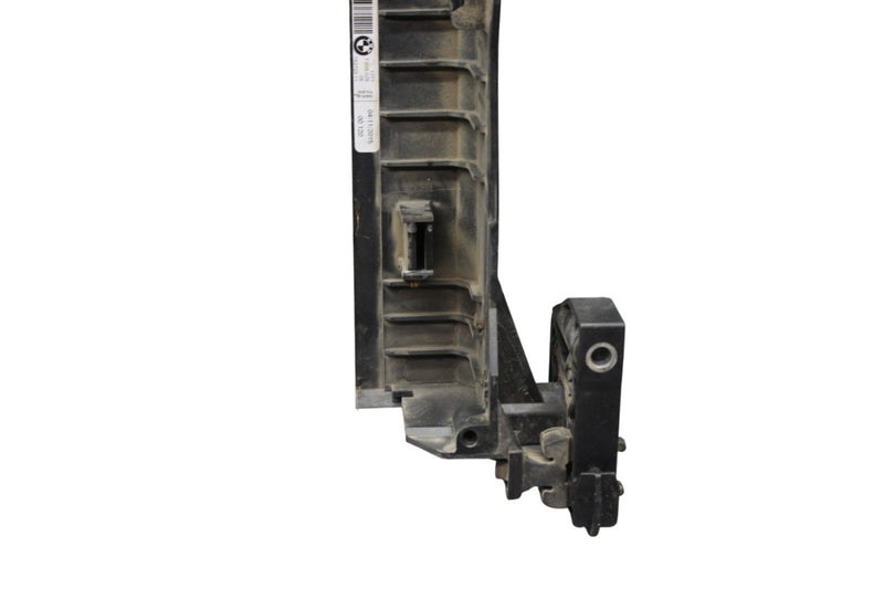 Load image into Gallery viewer, 14-21 BMW I01 i3 i3s Front Radiator Support Mount Bracket 17117616025 Oem
