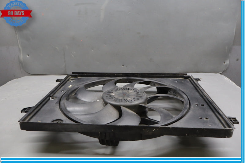 Load image into Gallery viewer, 14-17 Maserati Ghibli M157 Engine Radiator Cooling Fan Motor Assembly Oem
