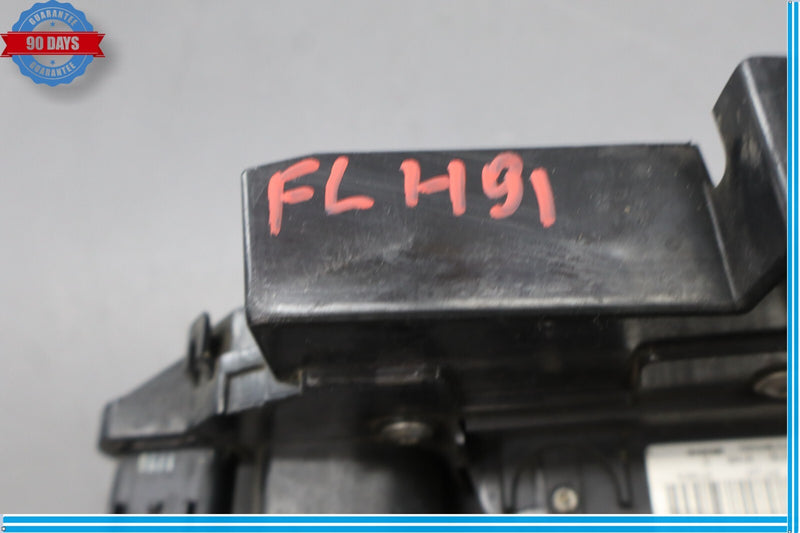 Load image into Gallery viewer, 09-19 Jaguar X351 XJ XJR Front Left Driver Side Door Lock Latch AW93203A29CA Oem
